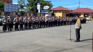 Personel Gabungan Polres Tolikara, BKO Polda Dan Brimob BKO Berikan Pengamanan Bimtek KPPS