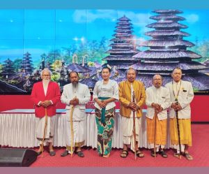 SABHA KRETHA HINDU DHARMA NUSANTARA PUSAT TONGGAK BANGKITNYA LELUHUR NUSANTARA