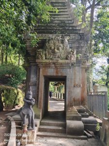 Umbul Jumprit Temanggung Dibanjiri Pengunjung Selama Bulan Suro, Wisata Religi Sarat Makna dan Spiritualitas