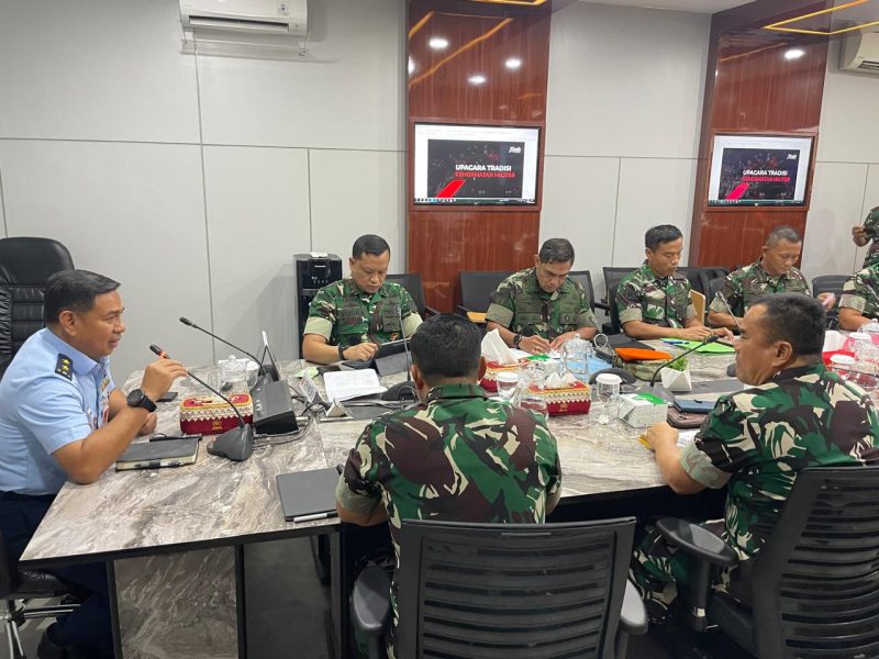 Wadan Kormar Hadiri Rapat Lanjutan Upacara Gelar Kesiapan Pasukan Oprasional dan Kehormatan Militer