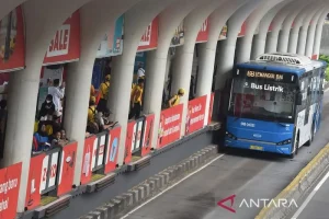 Layanan Transjakarta Koridor 13 hingga Rute Pulogadung Alami Gangguan