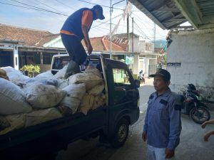 Kepala Desa Majalaya Ajak Warganya Berperan Peringati World Clean Up Day 2025 “Kebersihan Lingkungan Tanggungjawab Bersama”