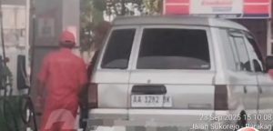 Virall lapor bapak kapolri Keterlibatan diduga Oknum anggota polri ngangsu solar di SPBU 44.562.01 Ngadirejo  