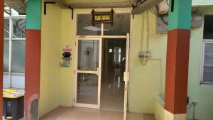 GEBRAK MEJA SAAT KUNJUNGAN: Petugas RSUD Dr. R Soedjati Purwodadi Grobogan Diduga Arogan Terhadap Keluarga Pasien Jurnalis